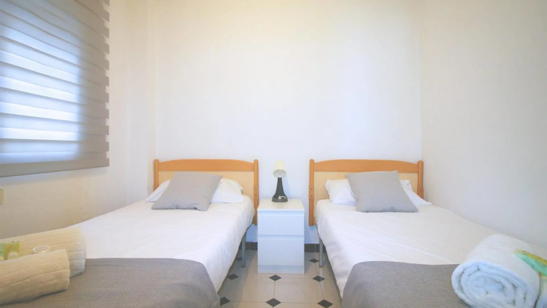 Apartment Close To The Beach Torre Del Mar Spain